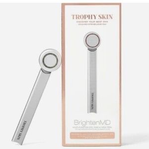 Trophy Skin brightener